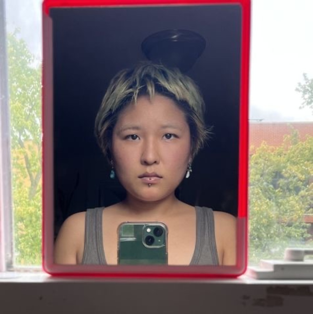 Meet your Posher, Yvette